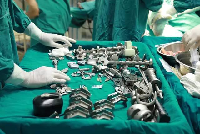 医生吃回扣典型案例,医生吃回扣的重大案例