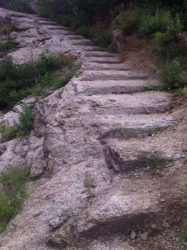 老家温泉镇,老家村口温泉