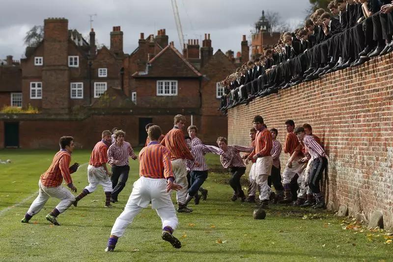 伊顿公学世界最著名纪录片,bbc镜头下的伊顿公学