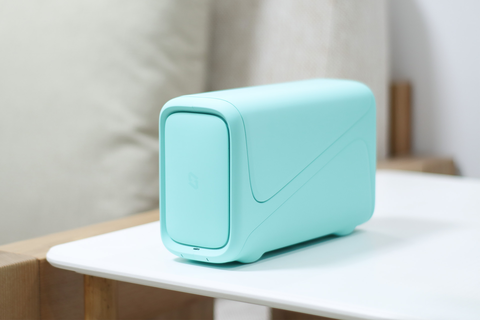 极空间私有云z4pro和z2,极空间私有云z2跟z4的区别