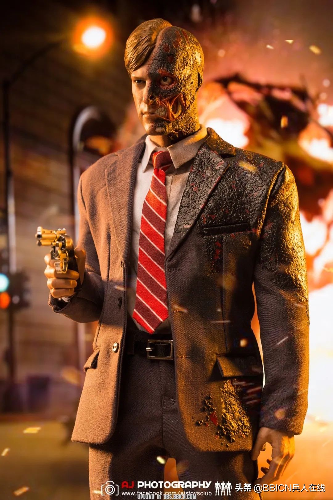 哈维丹特是小丑吗,哈维丹特变成双面人