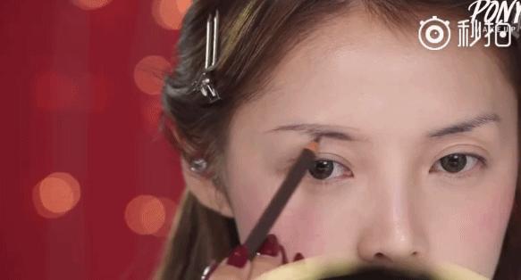 不会化圣诞妆？Pony大神来手把手教你