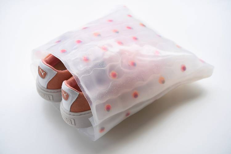 puma鞋蕾哈娜跟普通的有什么区别,puma蕾哈娜松糕鞋黑色发绿