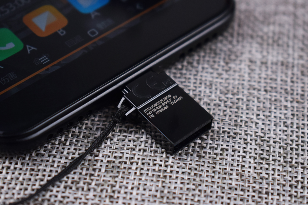 金士顿microduo3,给手机加硬盘