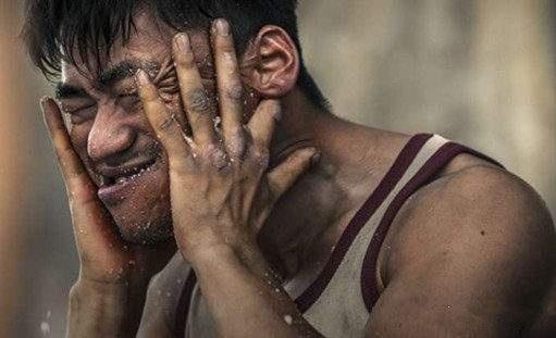 用盐擦身体会有抗击打能力吗,用粗盐搓脸脸会抗打吗