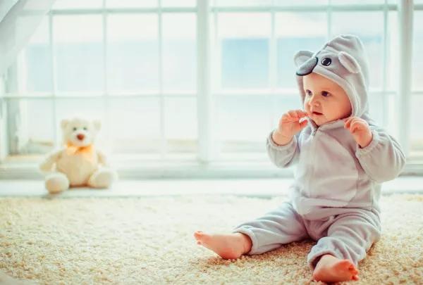 婴儿床买什么样的比较实用,婴儿床买新的还是二手的