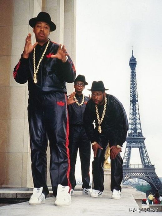 改变世界的七年正版,耐克或者阿迪冬天运动鞋