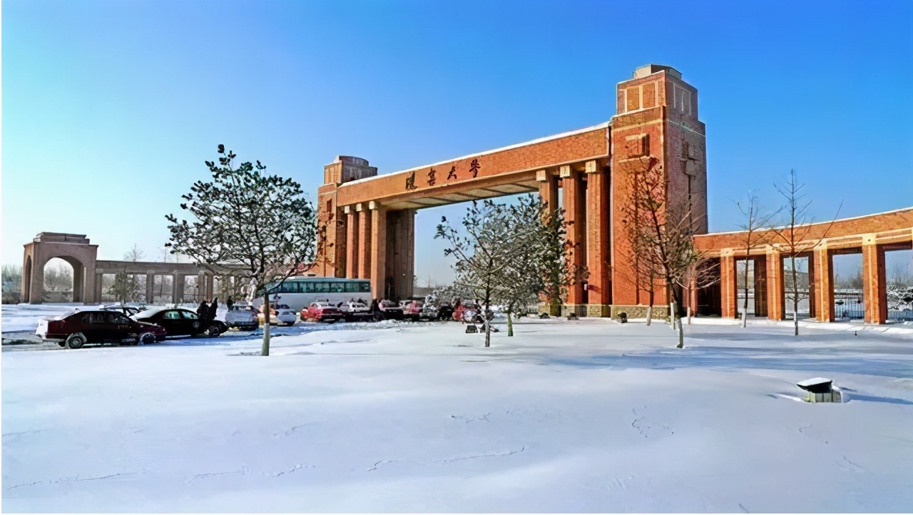 辽宁三所大学改名很成功，乍一看像985很霸气，就业前景也不错