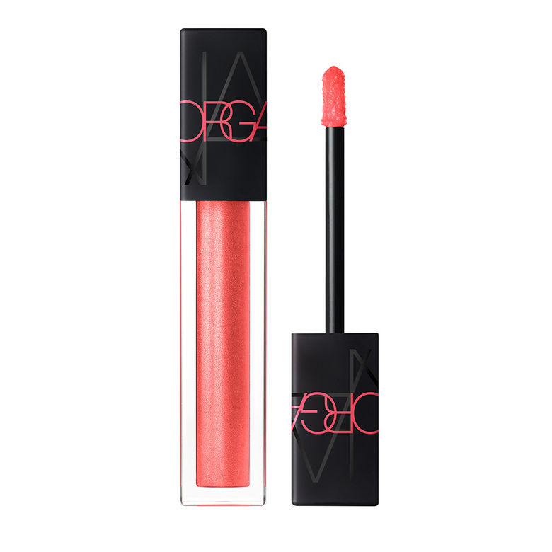 干唇护唇的正确方法,冬天护唇的正确方法图解