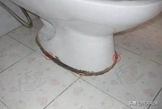 浴室厕所玻璃胶发黑怎么去除,卫生间玻璃胶变黑怎么处理