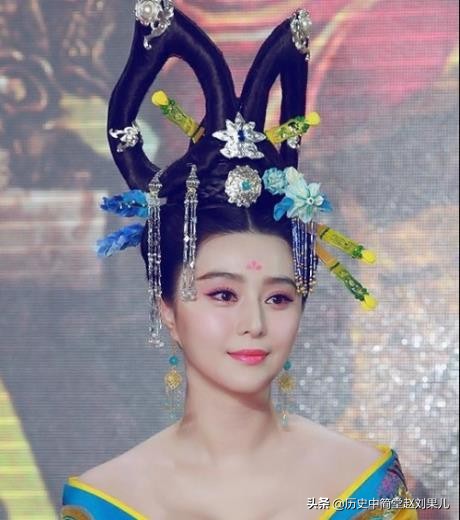 古代灵蛇髻发型女子,灵蛇髻飞天盘发教程