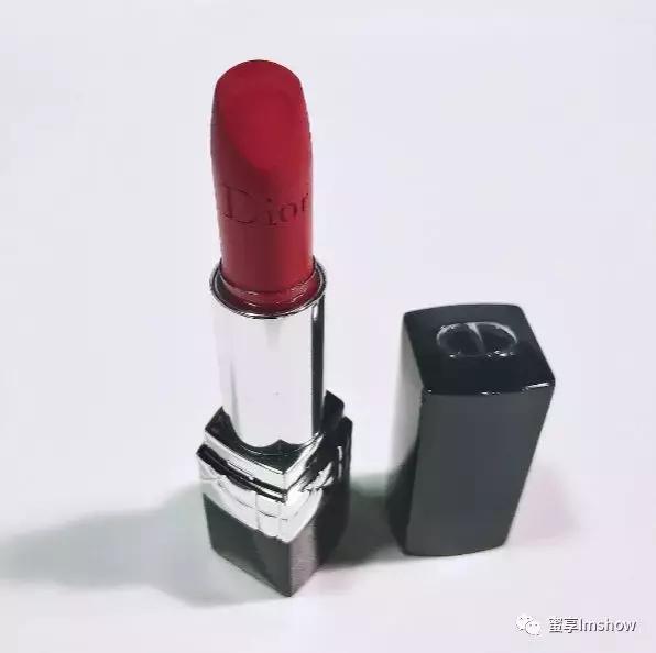什么意思的口红显白显气质,什么颜色的口红显白显气质