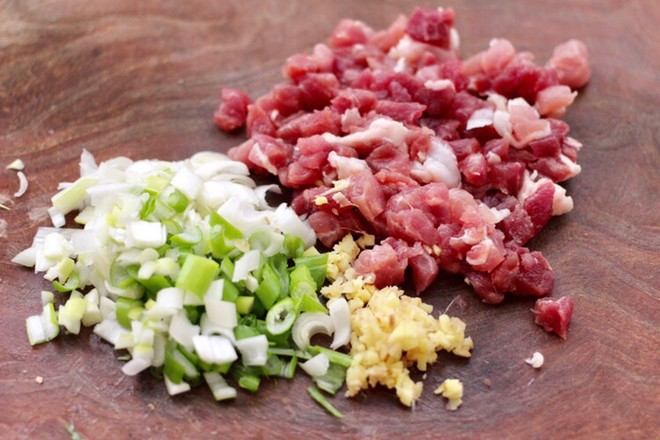 炸藕合的面糊加食用油起什么作用,炸藕合怎么做才酥脆好吃