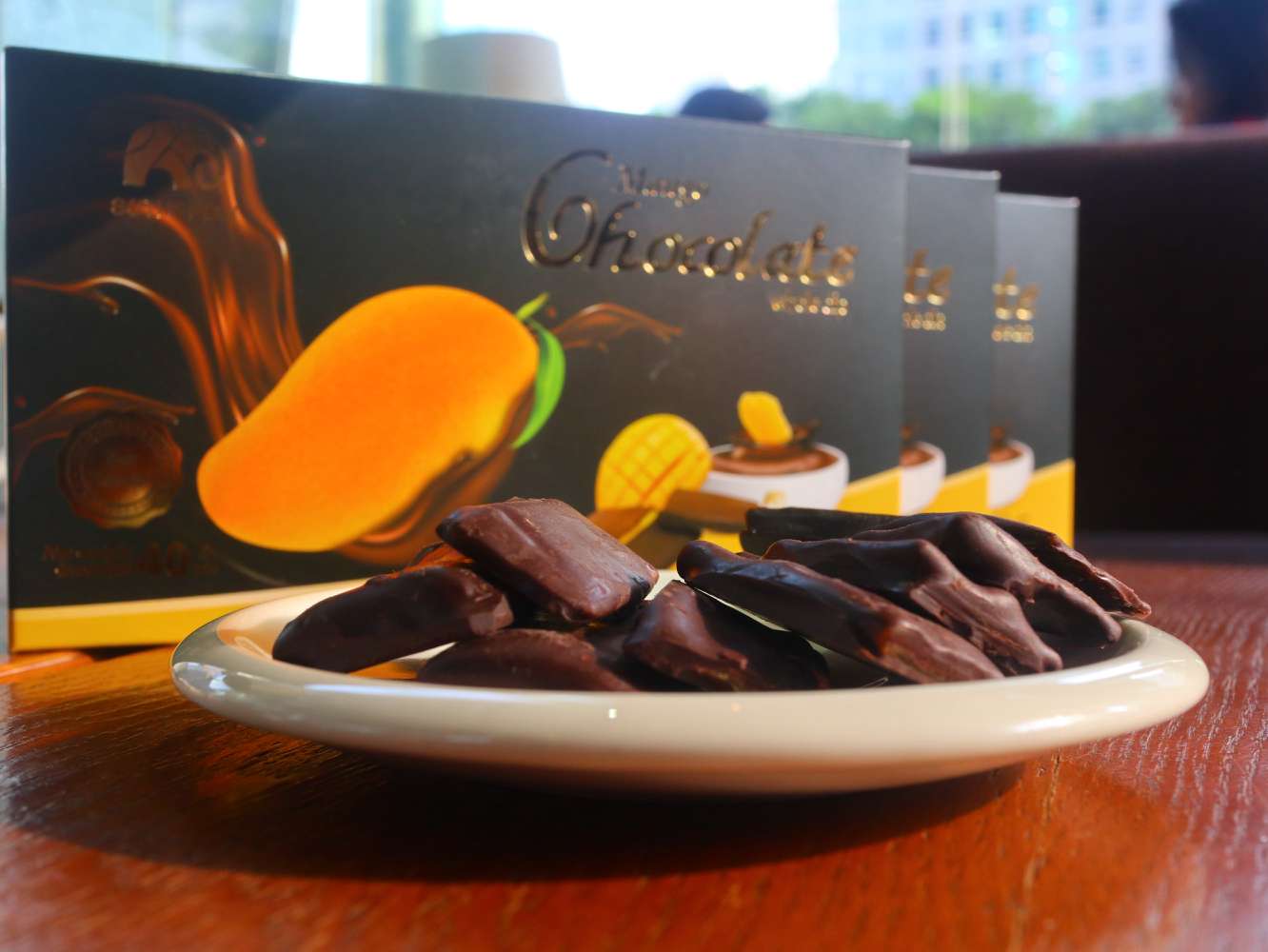 椰丝巧克力芒果干,好吃到爆巧克力