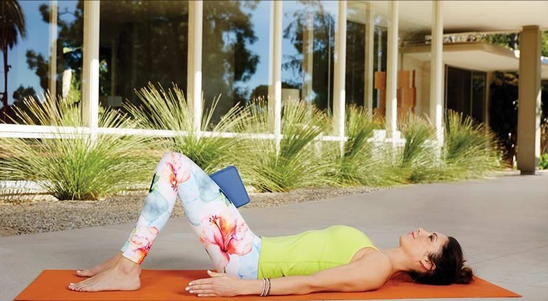 瑜伽腹部核心训练女性,瑜伽盆底肌怎么借助训练工具锻炼