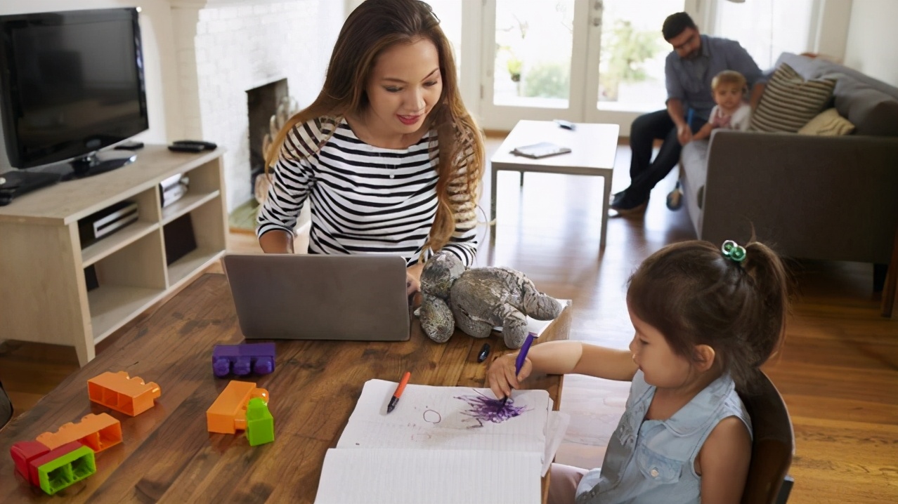 小孩比较懒惰怎么教育,孩子不听话懒惰怎么教育