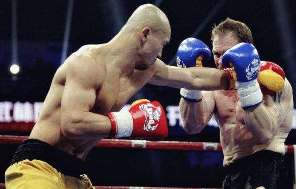 武僧一龙腰伤是怎么治疗的,一龙恢复腰伤的视频