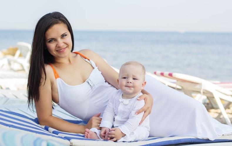 宝宝中暑的症状表现有哪些,夏天预防中暑应多喝什么