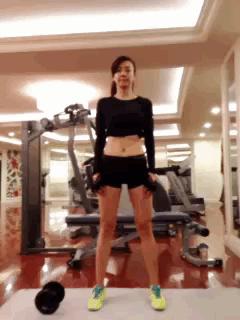 【怎么拥有修长美腿】