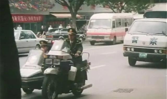 老汉贪卖冬瓜引发香港凶案,深圳老人捡冬瓜捡出大案