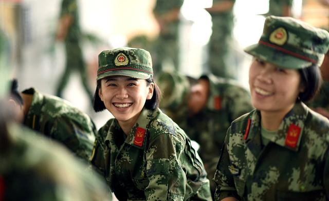 家庭不好上大学当兵是出路吗,高中生当兵有啥出路