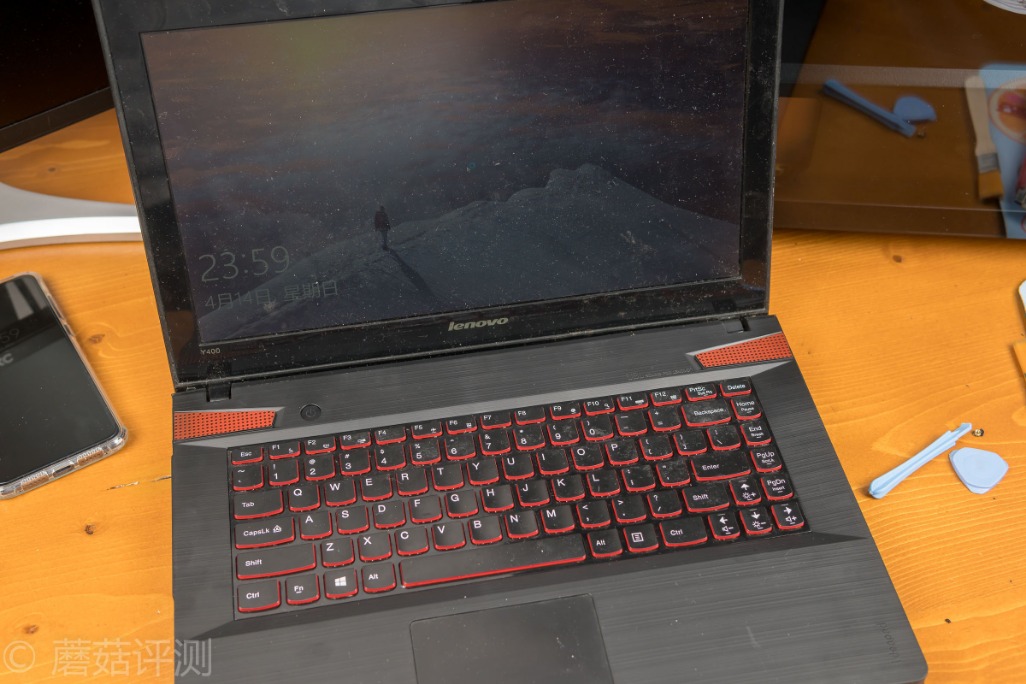 转轴坏了一定要换a壳吗,y400转轴断裂修复