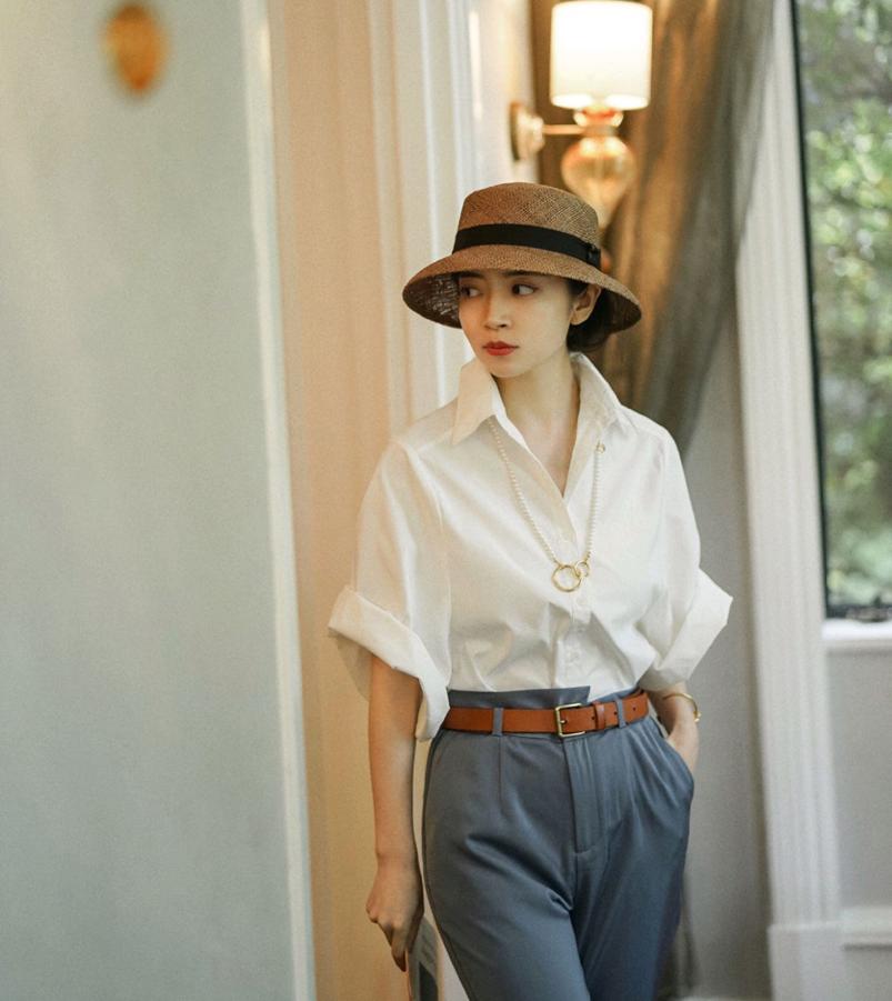 微胖女生穿搭牛仔裤和衣服,微胖女人穿衣的3个穿搭技巧