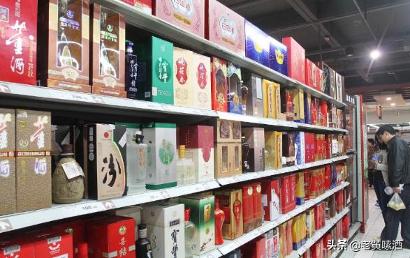 老字号青稞酒和黄盖汾酒对比,青稞酒和汾酒哪个好喝