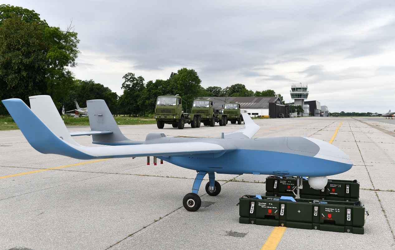 中国无人机打开欧洲市场，均价100万美元，塞尔维亚爱不释手