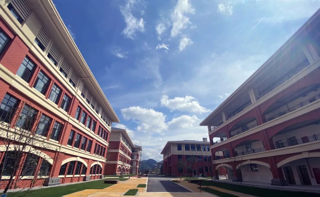 新蒲的学校,新蒲新区附近有什么学校