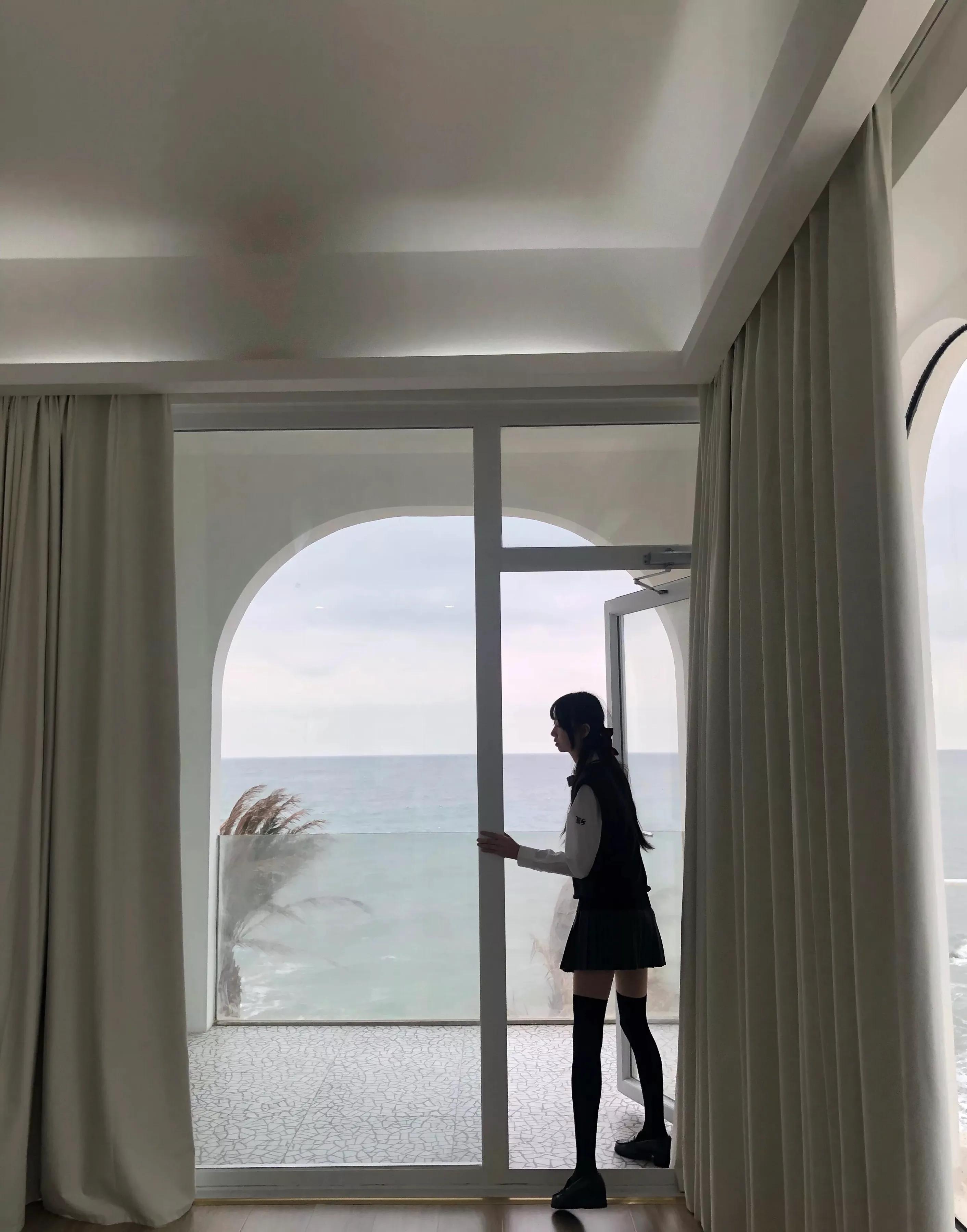 在校园穿JK制服是什么体验？回头率高么？