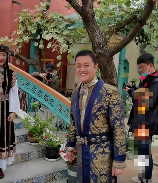 王菲前夫窦唯近照,王菲前夫窦唯现在的照片