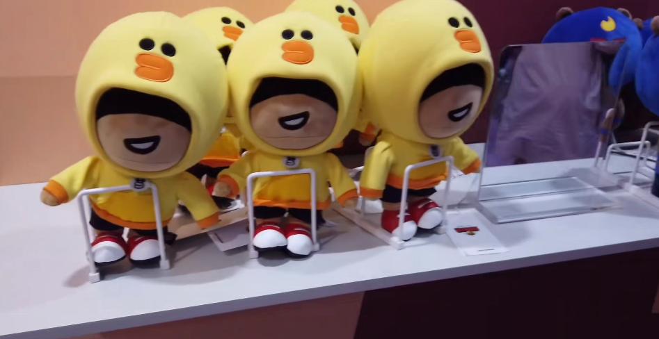 七夕来临，荒野乱斗把上海大悦城包了，还举办了线下相亲活动