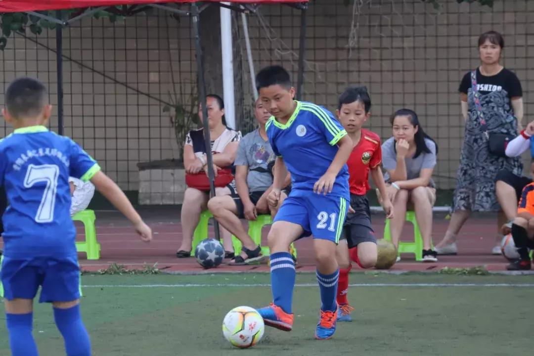 2022足球夏令营直播,2019足球夏令营活动