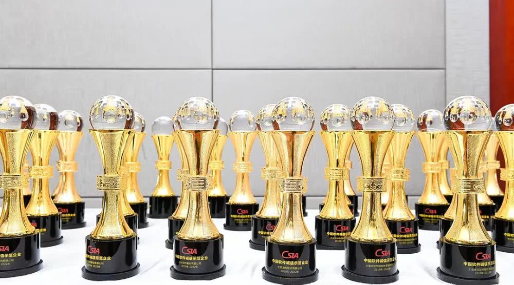 鍖犲績閾哥簿鍝佽瘹淇″垱鍝佺墝,鍖犲績閾哥簿鍝佽瘹淇″仛鍝佺墝