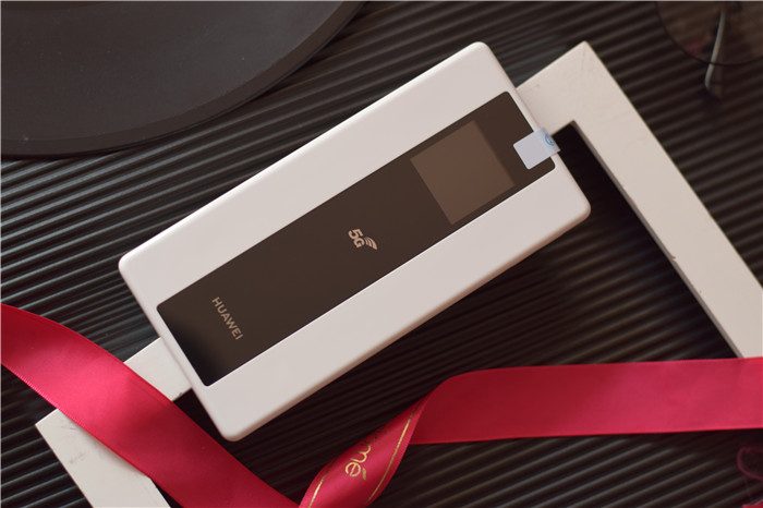 华为最新5g移动随身wifi,华为5g随身wifi和手机5g热点