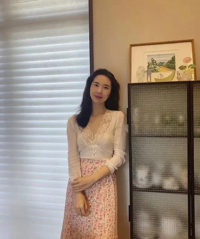 张大奕为什么被称为大陆第一网红,网红张大奕现在怎么样