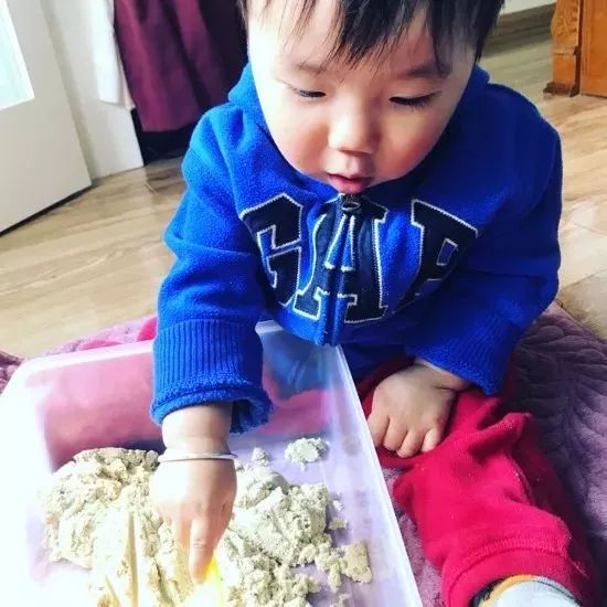 适合在家玩的亲子游戏12岁以上,11个适合宅家带娃的亲子游戏