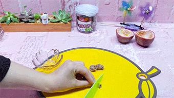 夏天最简单的百香果凉粉,火龙百香果凉粉