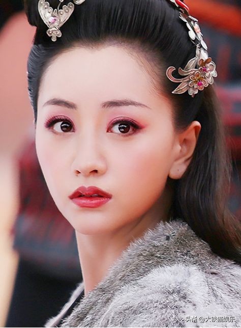 这4位男星的“M唇”太绝了！又妩媚又有脆弱感，真正的亦正亦邪