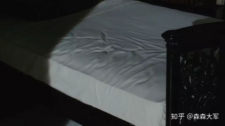 在《色戒》的床戏中找到本片主题思想