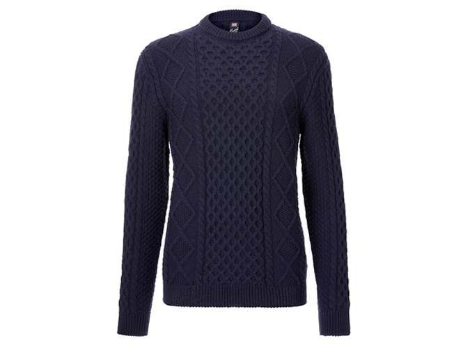 买最好的电缆针织套头衫，忘记合作伙伴你需要的就是其中之一