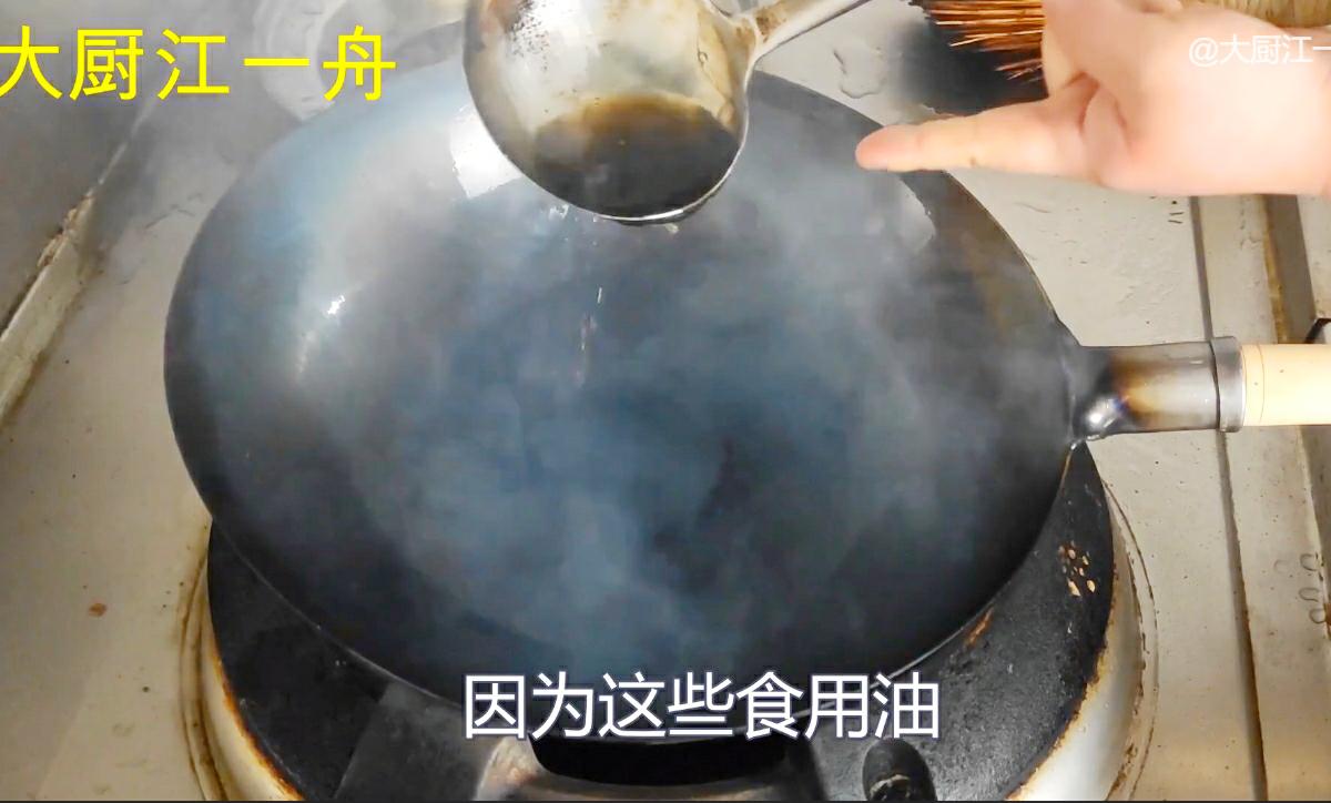 新买的铁锅不用猪油怎么开锅呢,新买铁锅开锅别直接用火烧