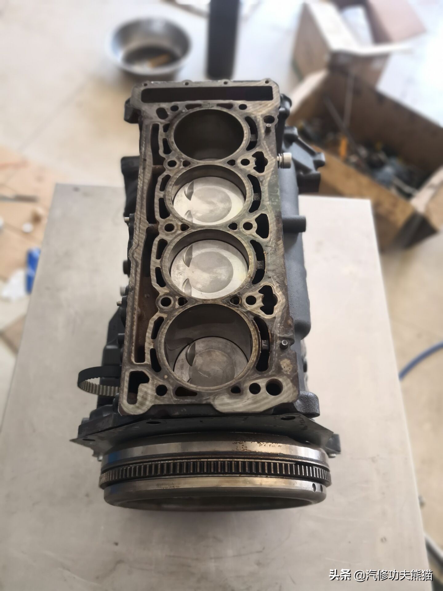 ea8882.0t夏朗烧机油,大众夏朗1.8t烧机油怎么样