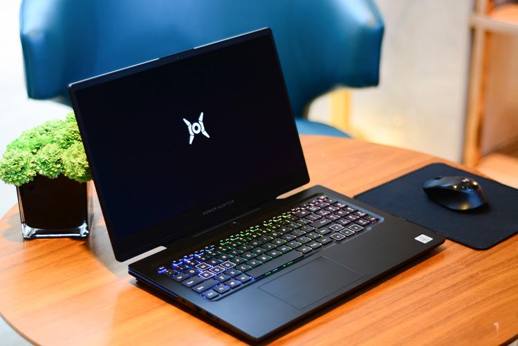 荣耀猎人游戏本评测,荣耀猎人游戏本会出下一代吗