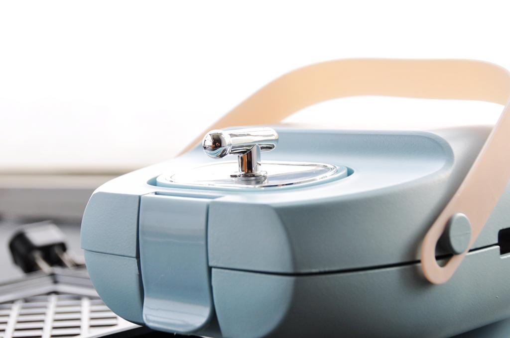 外型小巧、烘烤快捷,ACA三明治早餐轻食机体验