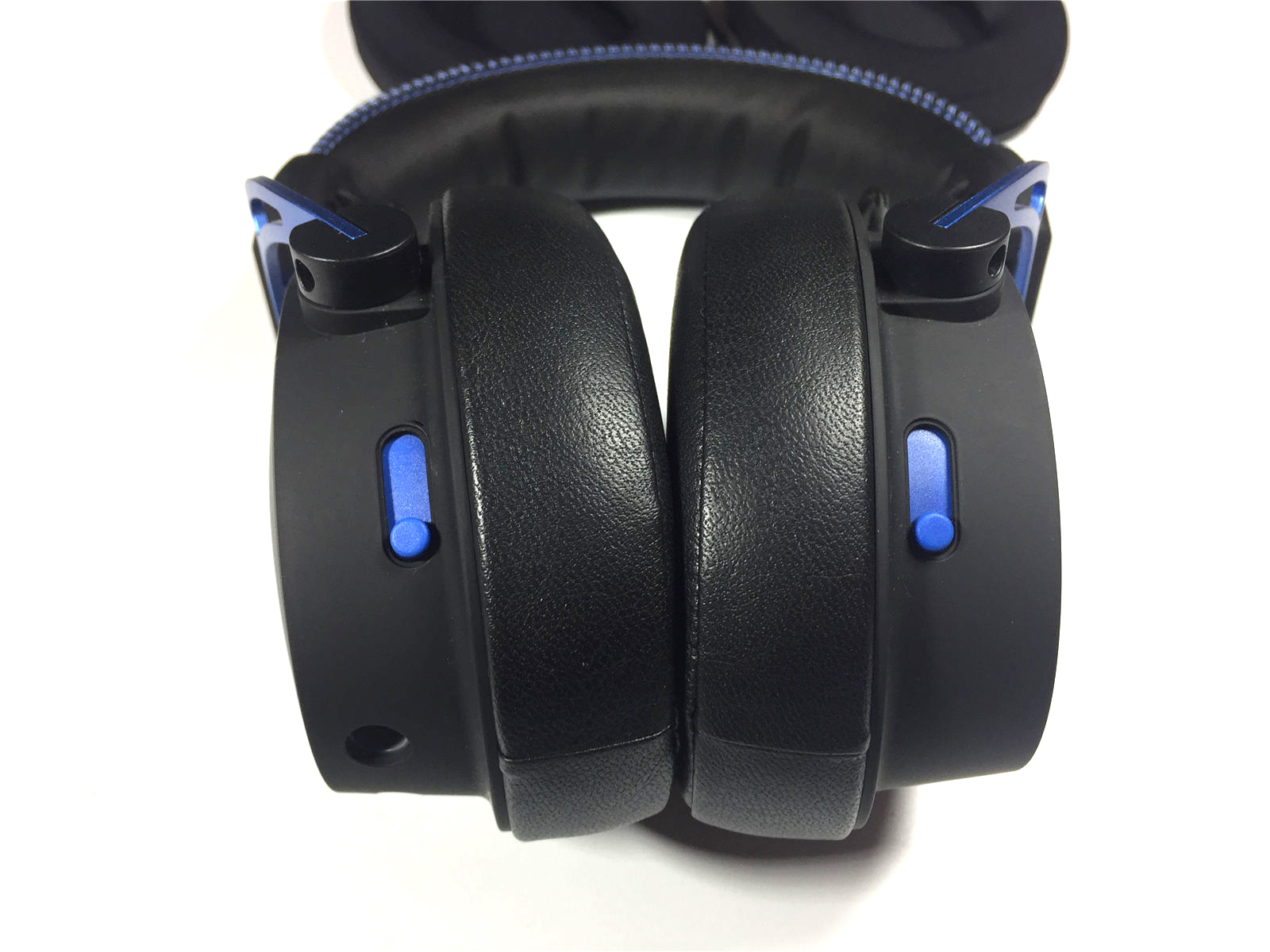 hyperx阿尔法无线版游戏耳机,开箱hyperxcloudalpha电竞耳机