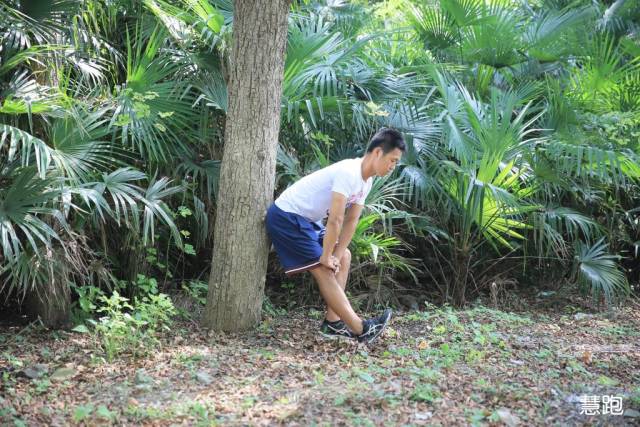 5公里跑后拉伸动作,跑后拉伸详细教程