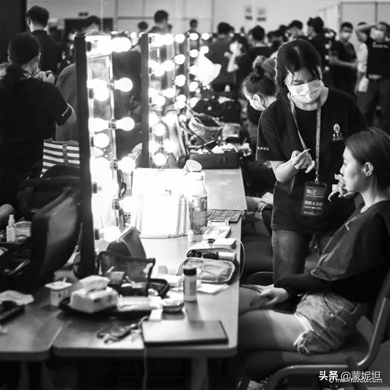 时光轮转蓦然回首，蒙妮坦学院与大连时装周携手20周年