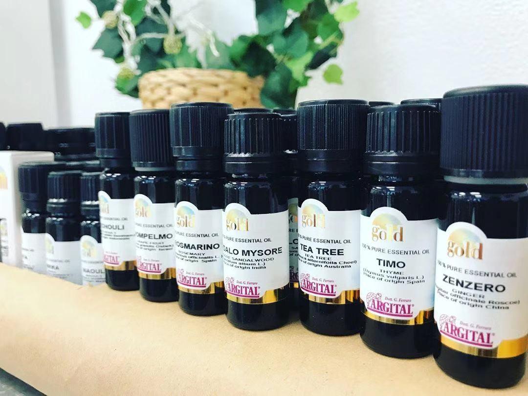 精油买哪一款比较好,必入的两款精油